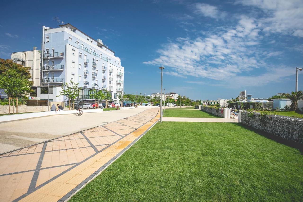 Hotel Baya - In Centro, Sul Mare Milano Marittima Exterior photo