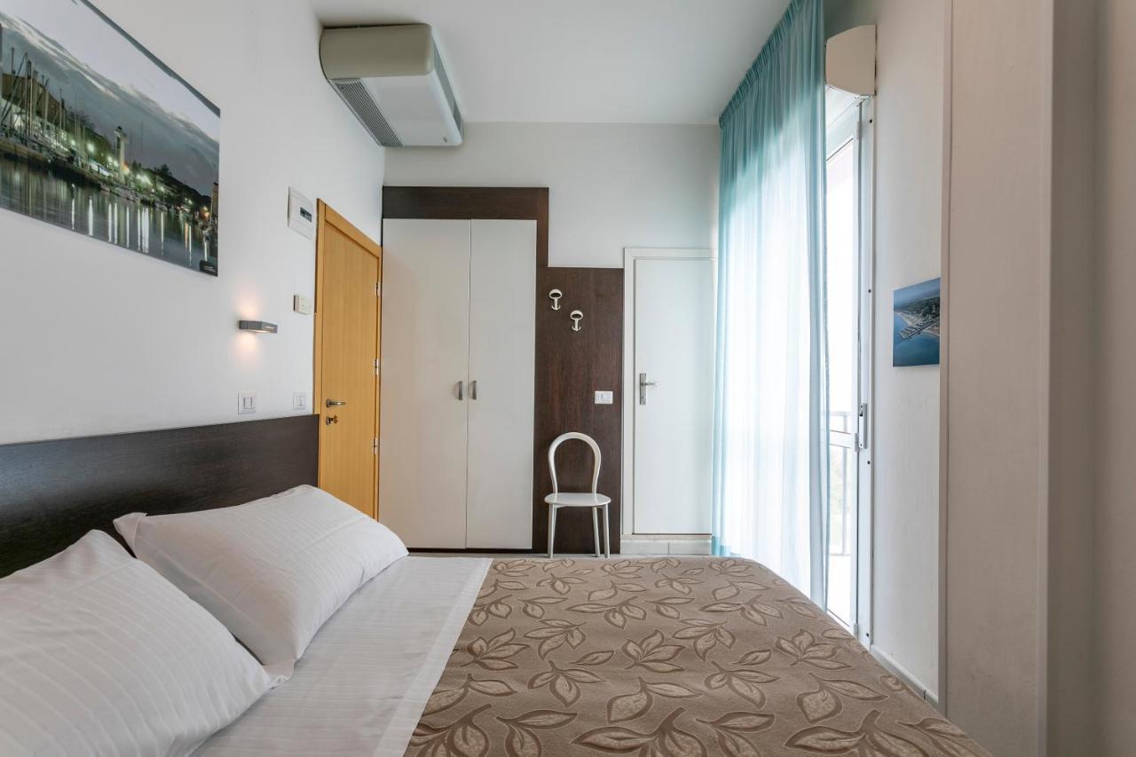 Hotel Baya - In Centro, Sul Mare Milano Marittima Exterior photo